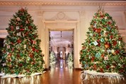 크리스마스 장식으로 한껏 치장한 美 백악관